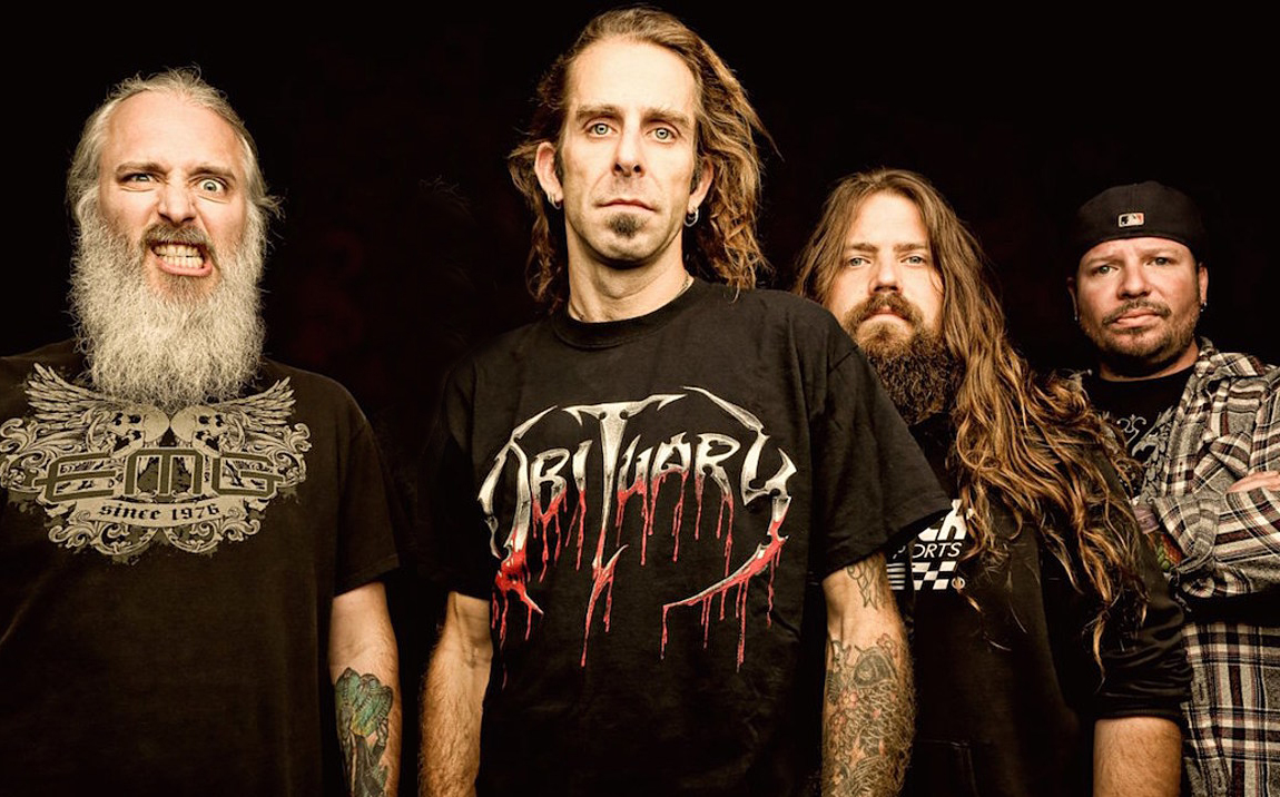 Lamb of God anuncia que Chris Adler está definitivamente fora da banda