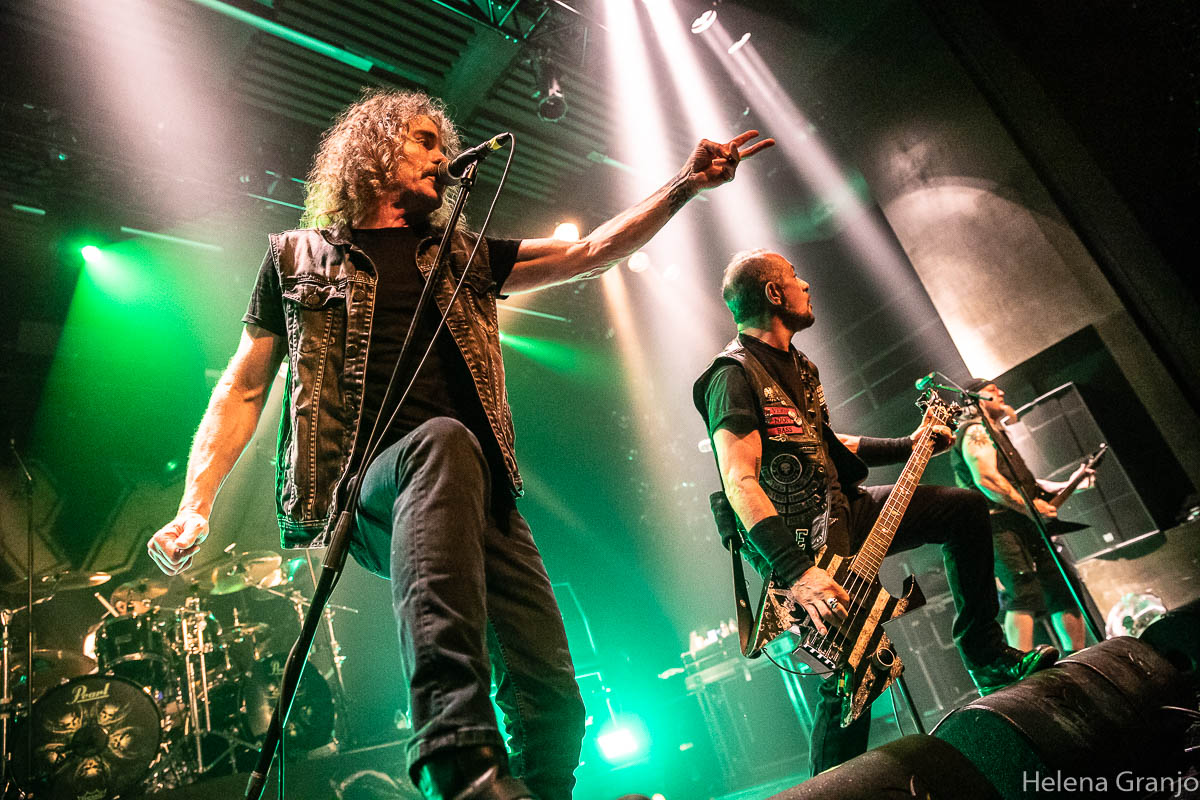 Overkill e Destruction provam a força do thrash metal no Hard Club Porto