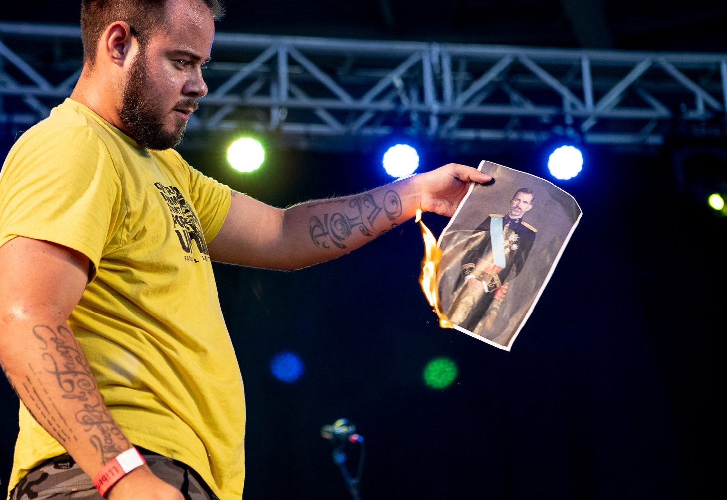 Rapper Pablo Hasél, da prisão: “Aqui sobrevivo graças à solidariedade”