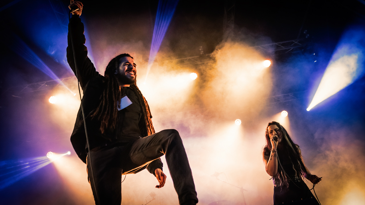 VËLLA: revelação do metal lusitano lança videoclipe com a cantora Sienna Sally