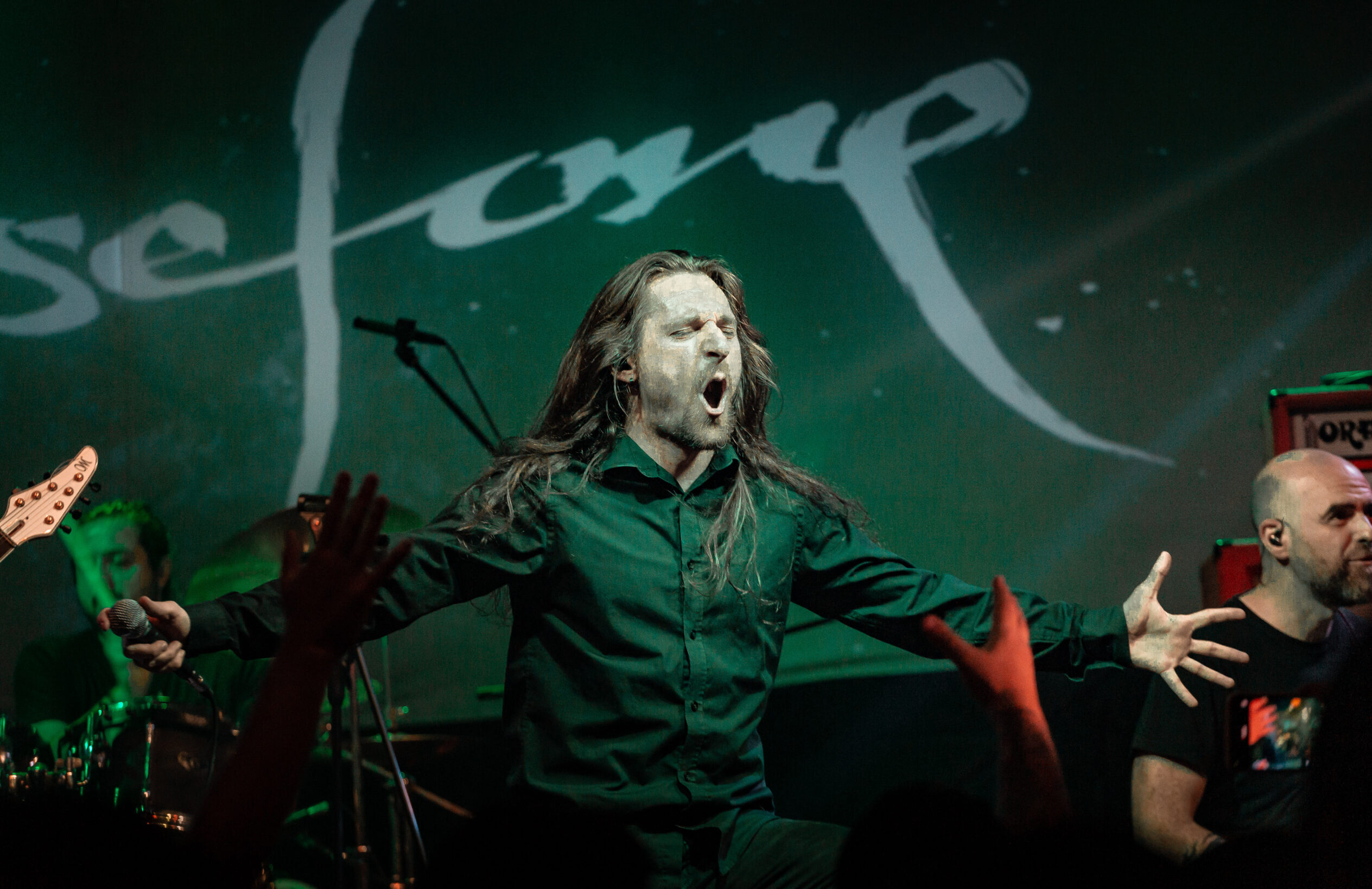 Persefone representa metal alternativo andorrano no palco do Manifesto Club