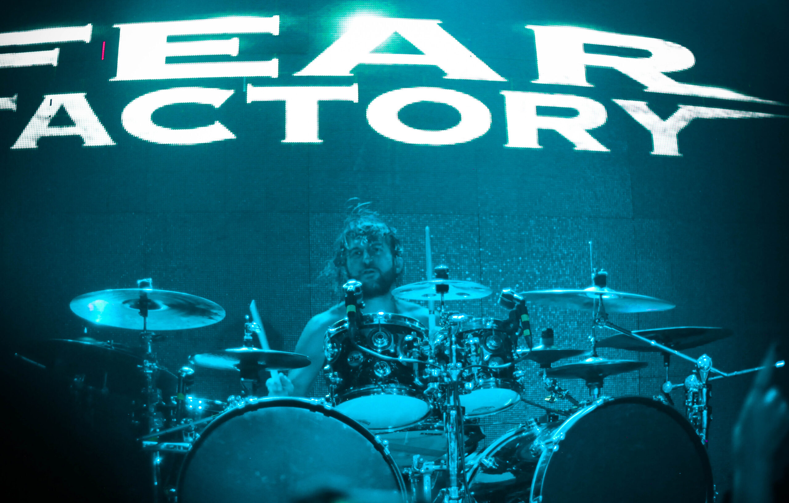 Fear Factory apresenta nova formação em noite de casa cheia em São Paulo