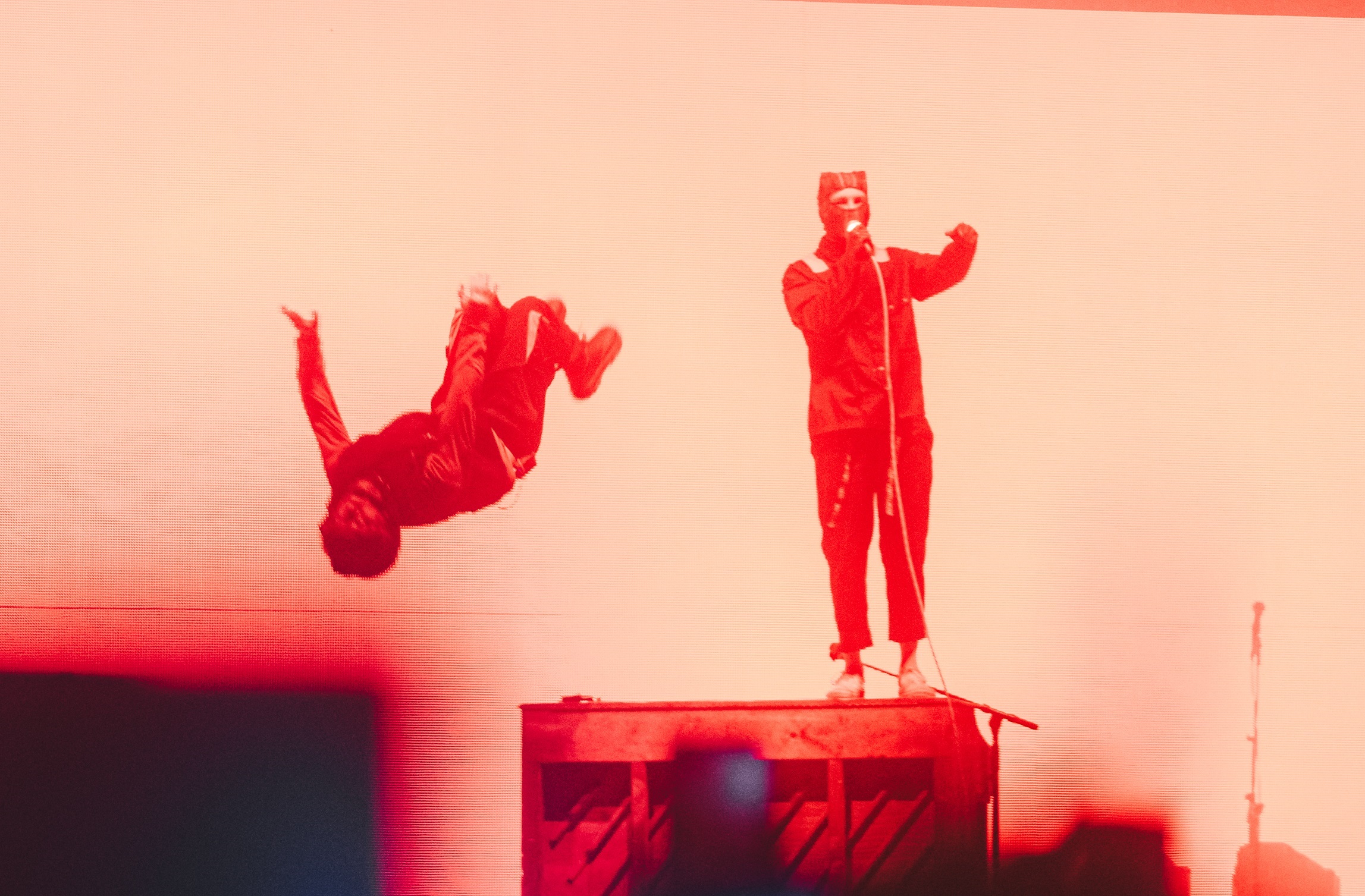 Twenty One Pilots fecha turnê no Brasil com show digno de lendas da música